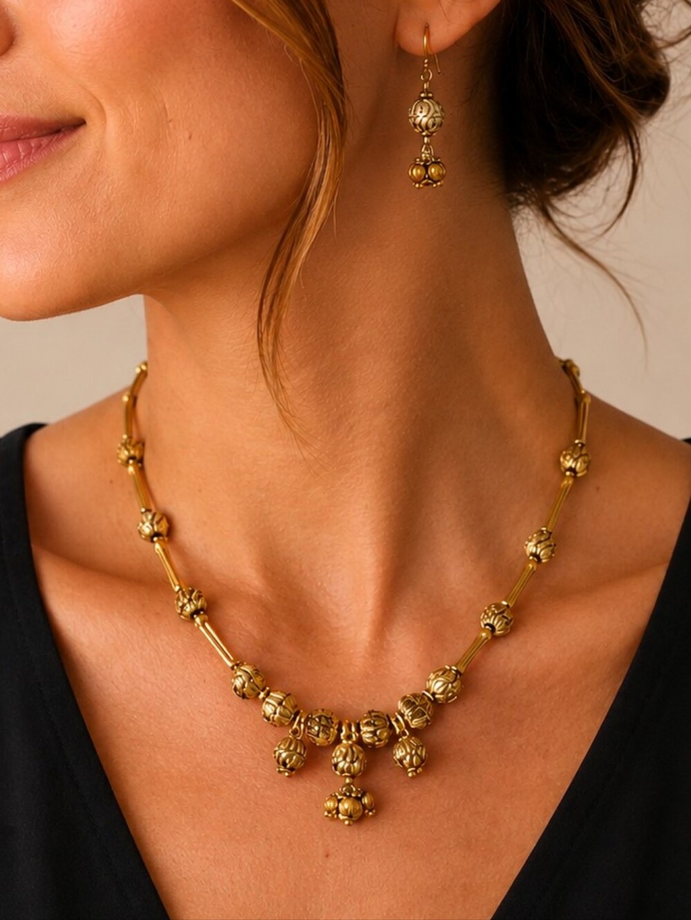 Vintage Mid-century Stardust Metal Beaded Necklace and Earrings Set